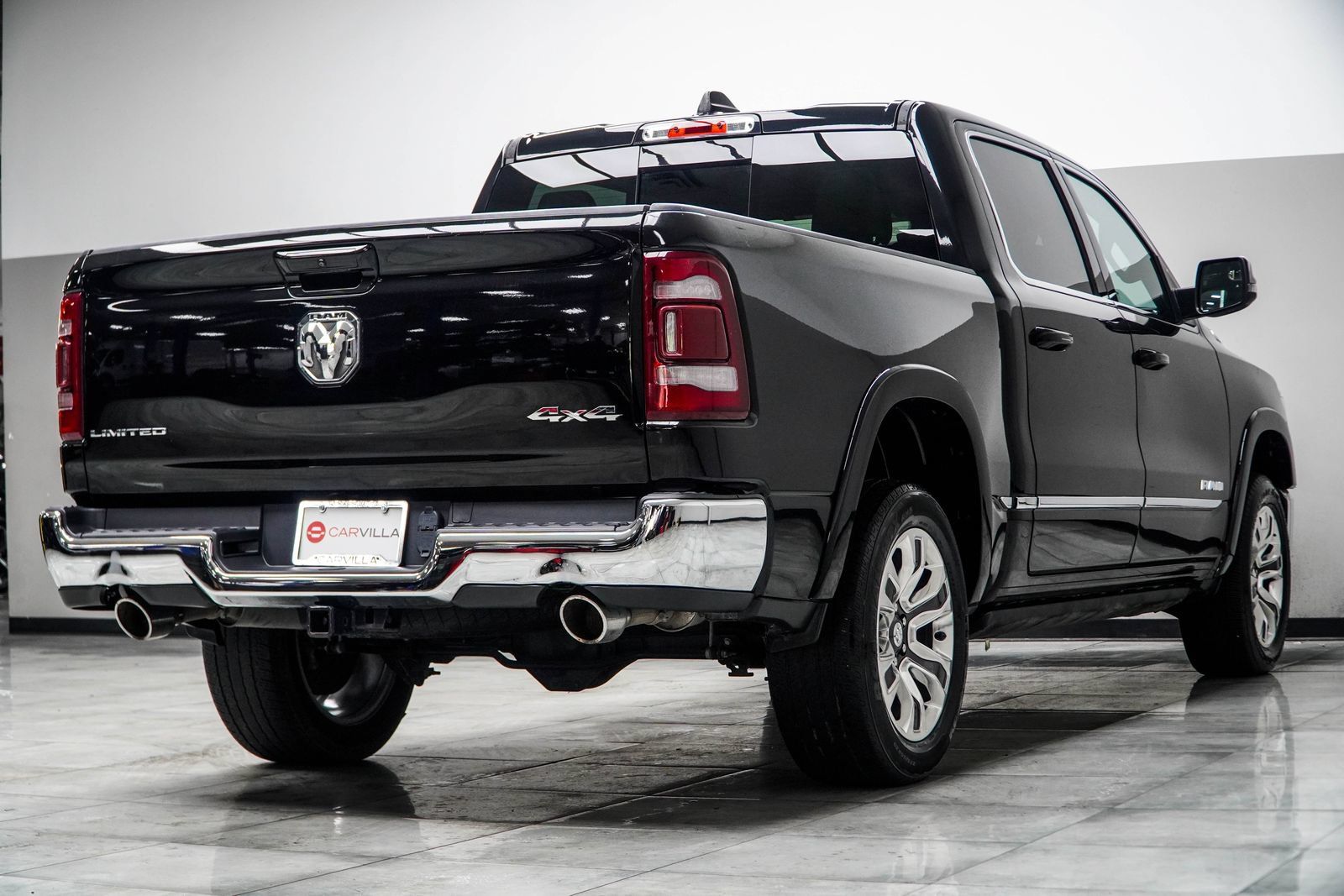 Used 2023 RAM 1500 Limited AWD/4WD image 12