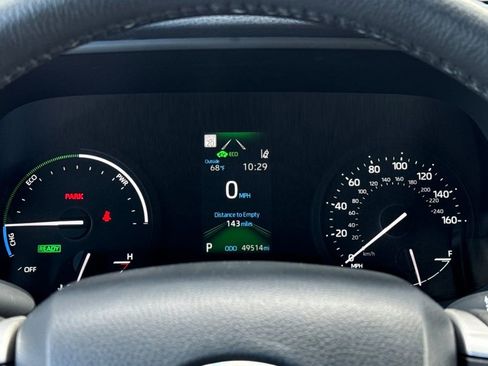 Used 2022 Toyota Sienna XLE FWD image 23