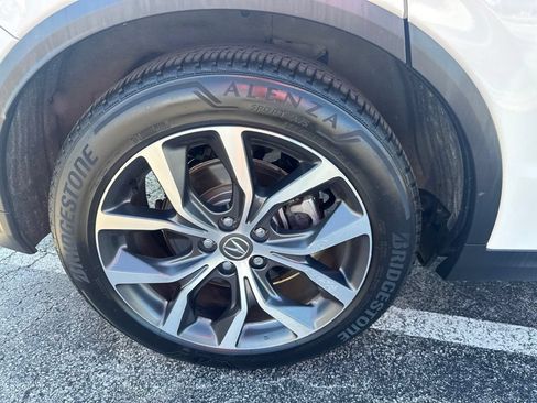 Used 2023 Acura MDX SH-AWD w/ Technology Package image 48