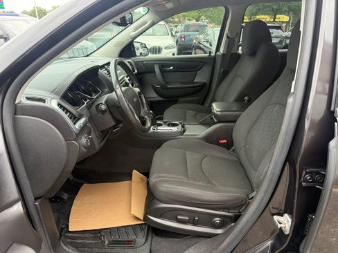 Used 2013 GMC Acadia SLE AWD/4WD image 14