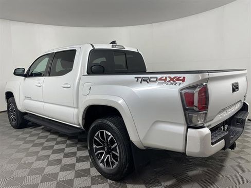 Certified 2022 Toyota Tacoma TRD Sport image 6