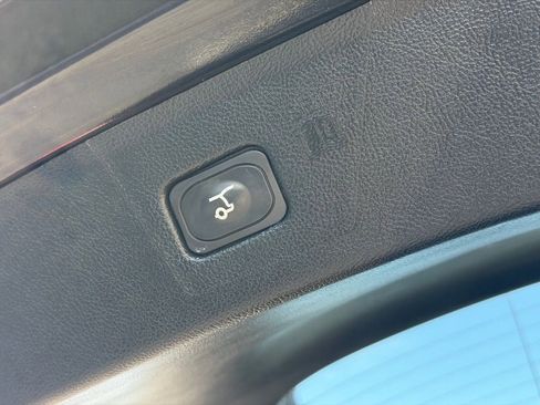 Certified 2022 Ford Edge SEL w/ Convenience Package image 23