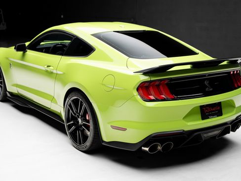 Used 2020 Ford Mustang Shelby GT500 w/ Technology Package image 26