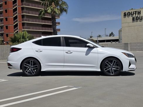 Used 2019 Hyundai Elantra Sport w/ Cargo Package image 8