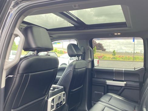 Used 2021 Ford F250 Lariat image 13