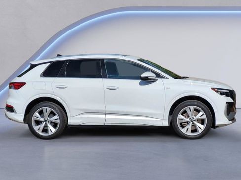 Used 2023 Audi Q4 e-tron Premium Plus w/ Premium Plus AWD/4WD image 4