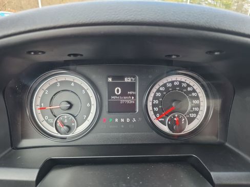 Used 2023 RAM 1500 Classic Warlock AWD/4WD image 16