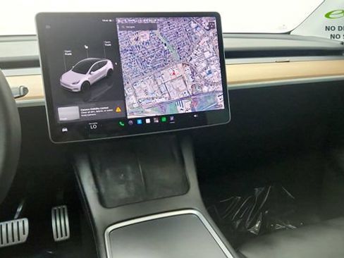 Used 2023 Tesla Model Y Performance AWD/4WD image 59