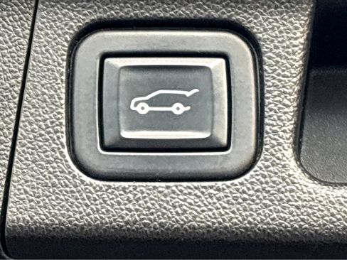 Used 2021 GMC Acadia AT4 w/ Trailering Package image 19