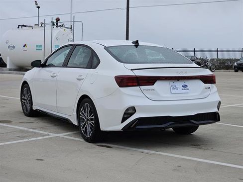 Used 2023 Kia Forte GT-Line w/ GT-Line Premium Package image 3