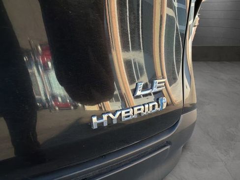 Used 2021 Toyota Sienna LE AWD/4WD image 31