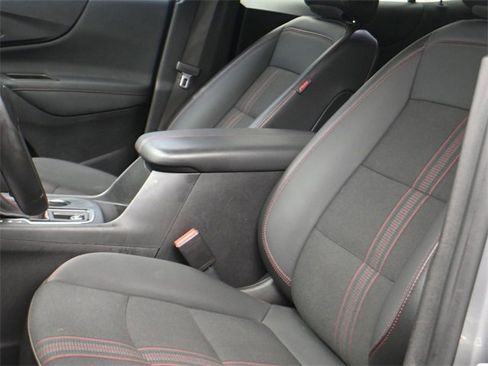 Used 2023 Chevrolet Equinox RS image 10