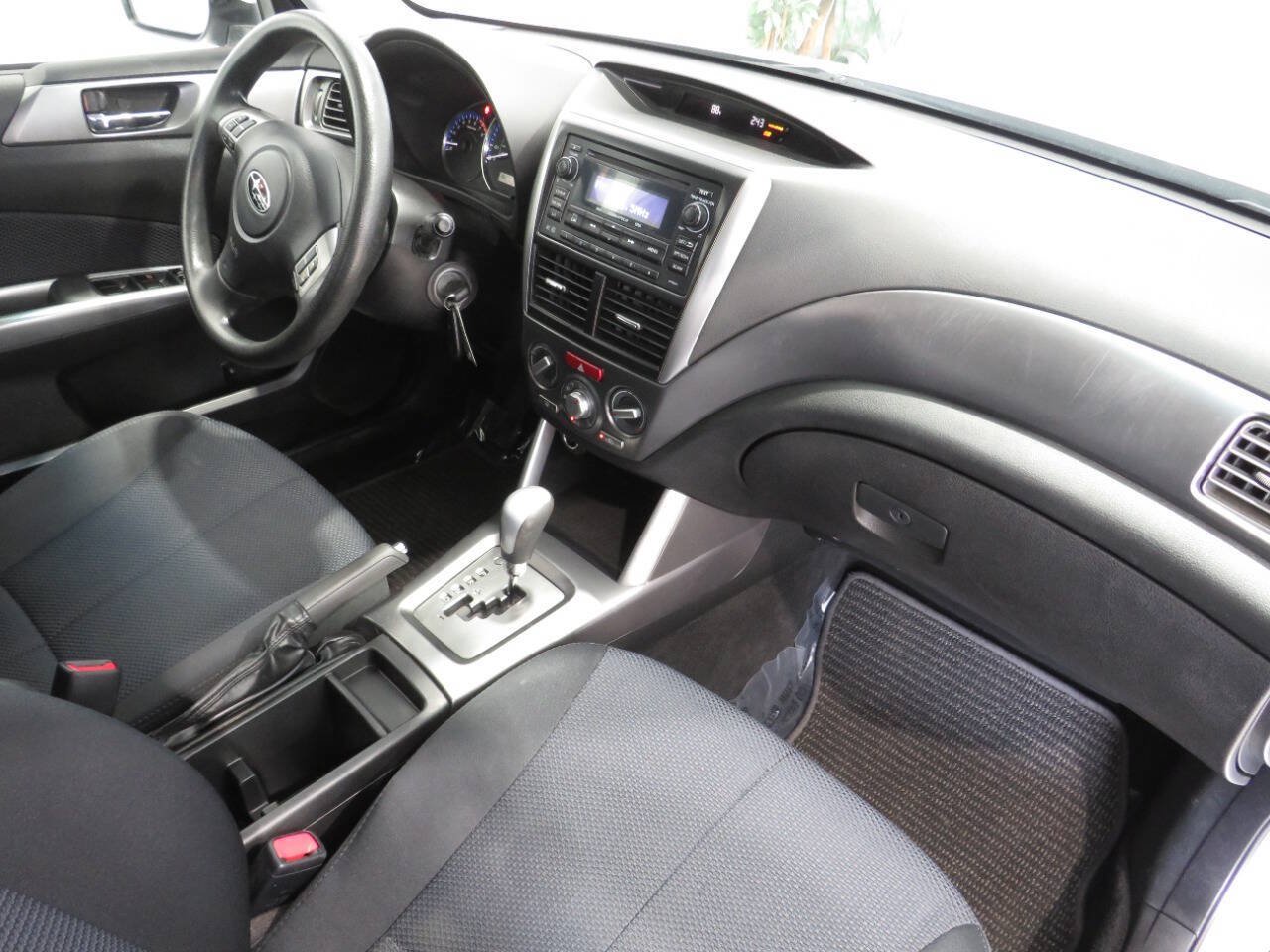 Used 2012 Subaru Forester 2.5X Premium AWD/4WD image 10