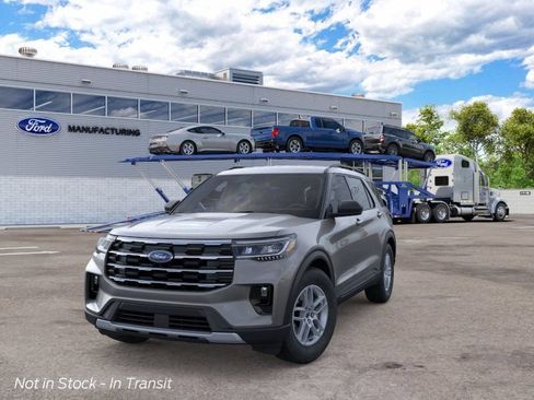 New 2026 Ford Explorer Active w/ Active Comfort Package RWD image 2
