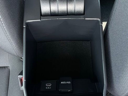 Used 2024 Toyota Corolla LE FWD image 20
