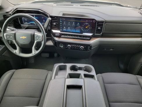 Certified 2023 Chevrolet Silverado 1500 LT w/ Z71 Off-Road Package AWD/4WD image 19