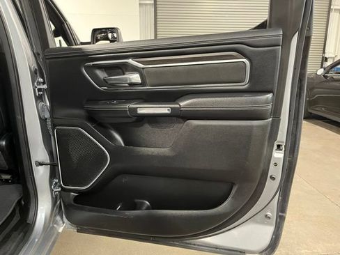 Used 2025 RAM 1500 Laramie AWD/4WD image 16