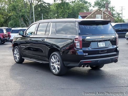 Used 2021 Chevrolet Suburban High Country AWD/4WD image 5