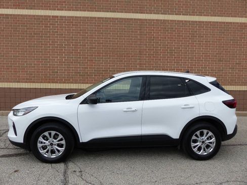 Used 2025 Ford Escape Active AWD/4WD image 6