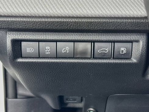 Used 2026 Toyota Camry SE w/ Convenience Package FWD image 10