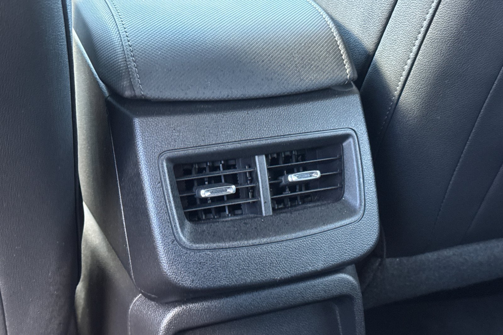 Used 2024 Chevrolet Equinox EV LT AWD/4WD image 39