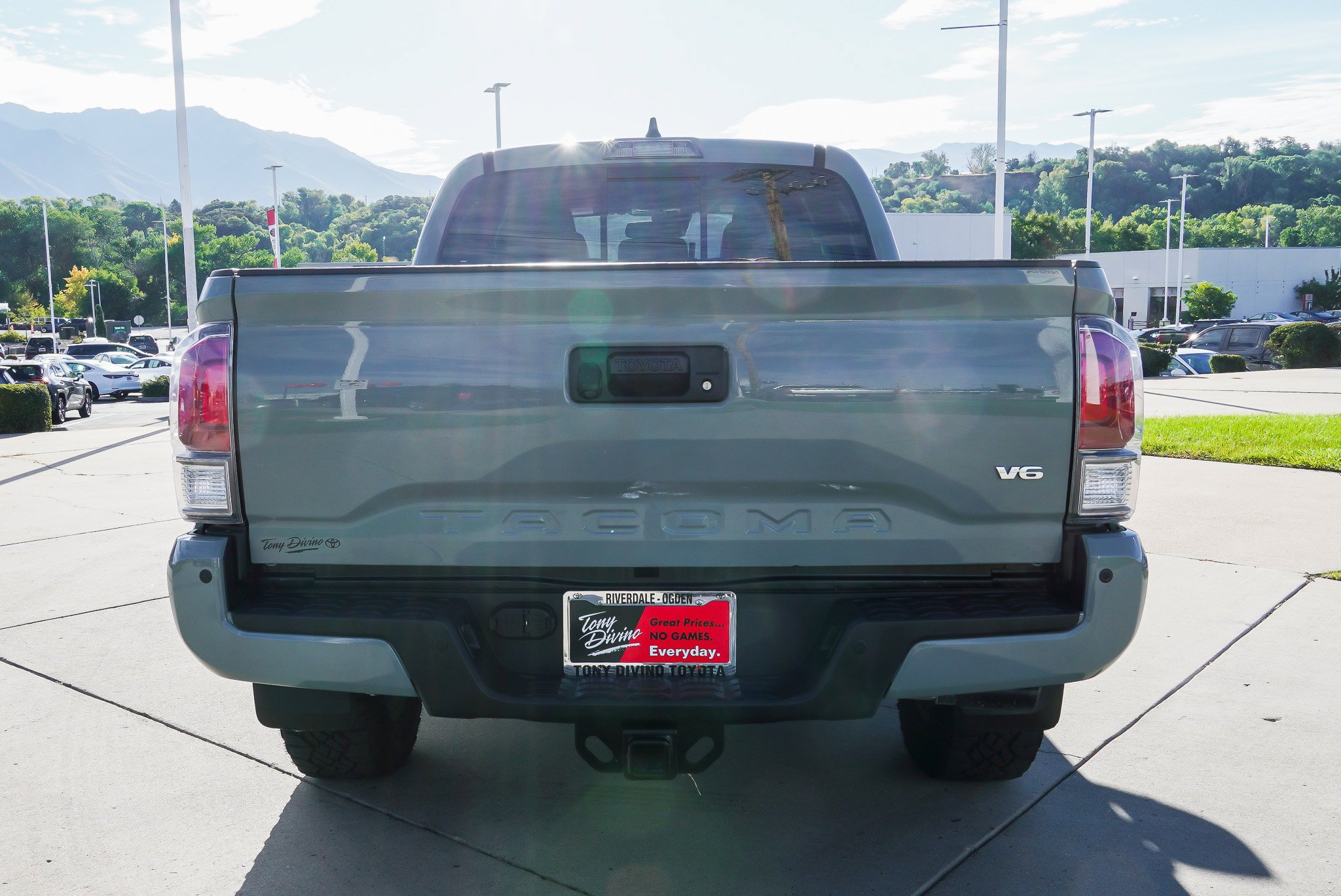 Certified 2023 Toyota Tacoma TRD Sport w/ TRD Premium Sport Package AWD/4WD image 7
