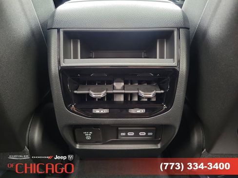 New 2026 Jeep Grand Cherokee Laredo image 13