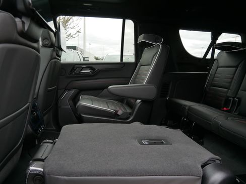 New 2026 GMC Yukon XL AT4 Ultimate AWD/4WD image 5