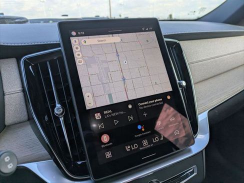 New 2026 Volvo XC90 B6 Plus w/ Protection Package Premier image 10