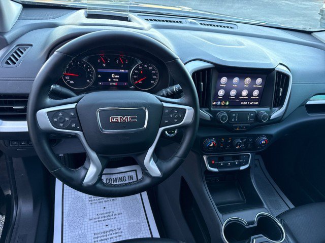 Used 2023 GMC Terrain SLT w/ Tech Package FWD image 18