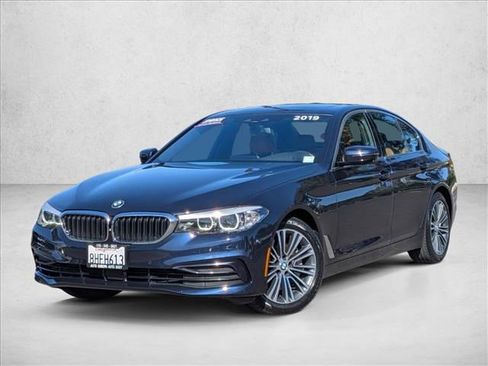 Used 2019 BMW 540i w/ Premium Package RWD image 1