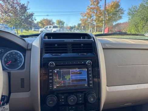Used 2012 Ford Escape Limited image 11