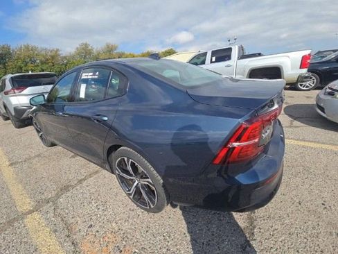 Used 2024 Volvo S60 B5 Core image 7