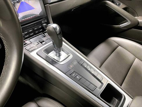 Used 2019 Porsche 718 Cayman image 18