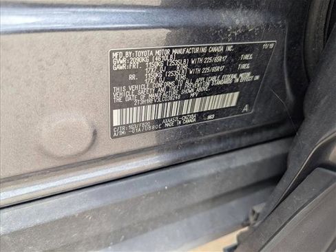 Used 2019 Toyota Corolla SE FWD image 16