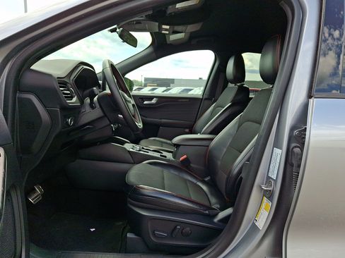 Used 2024 Ford Escape ST-Line w/ Tech Pack #1 FWD image 13