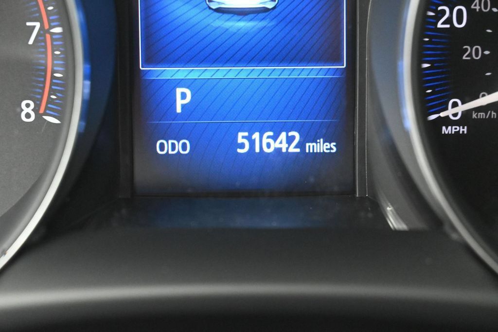 Certified 2018 Toyota C-HR XLE FWD image 19