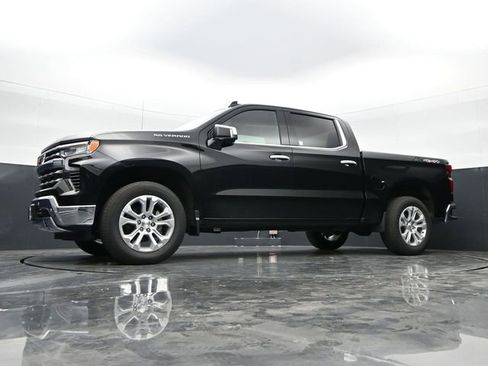 Used 2024 Chevrolet Silverado 1500 LTZ AWD/4WD image 40