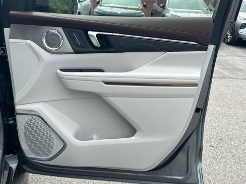 New 2026 Buick Enclave Avenir w/ Super Cruise Package FWD image 15