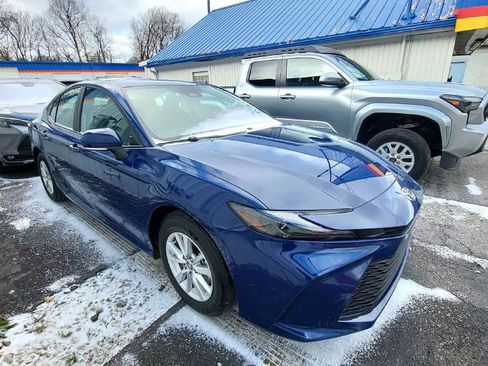 Used 2026 Toyota Camry XSE image 5