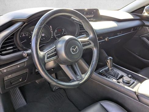 Used 2022 MAZDA MAZDA3 s image 9
