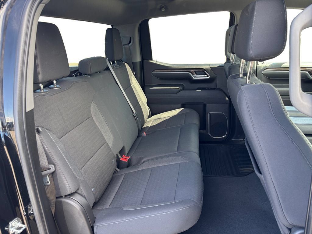Certified 2025 Chevrolet Silverado 1500 LT RWD image 18
