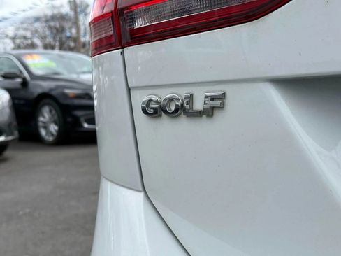 Used 2015 Volkswagen Golf S image 6