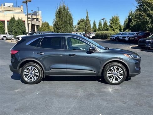 Used 2022 Ford Escape SEL image 3