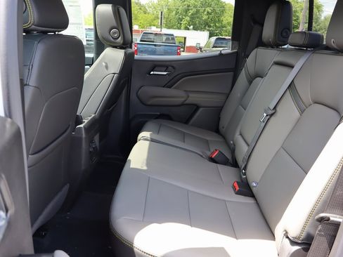 New 2025 Chevrolet Colorado ZR2 w/ Technology Package image 20