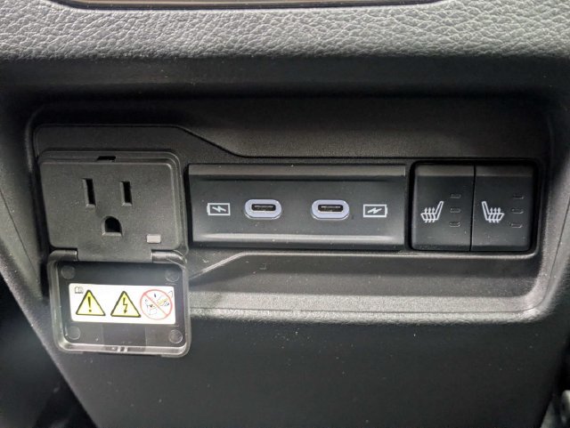 New 2026 Jeep Grand Cherokee Limited AWD/4WD image 16