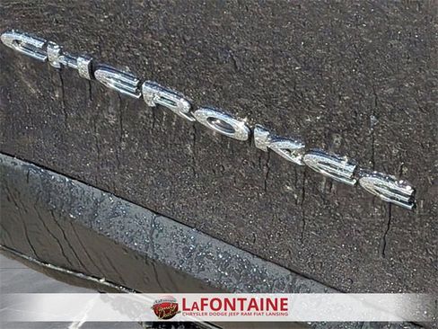 Certified 2020 Jeep Cherokee Latitude Lux w/ Comfort/Convenience Group image 10