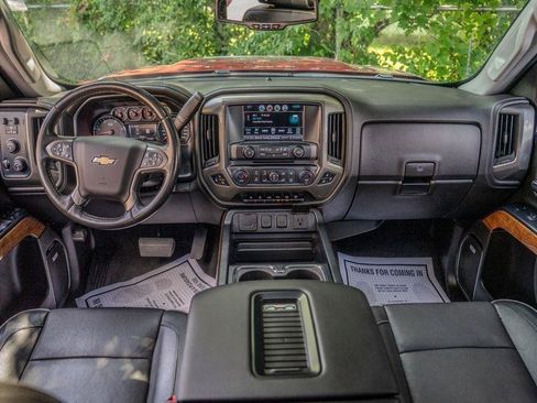 Used 2018 Chevrolet Silverado 2500 High Country w/ Duramax Plus Package AWD/4WD image 17