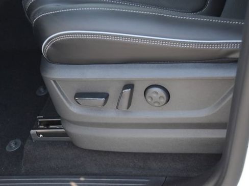 New 2026 INFINITI QX80 Luxe AWD/4WD image 34