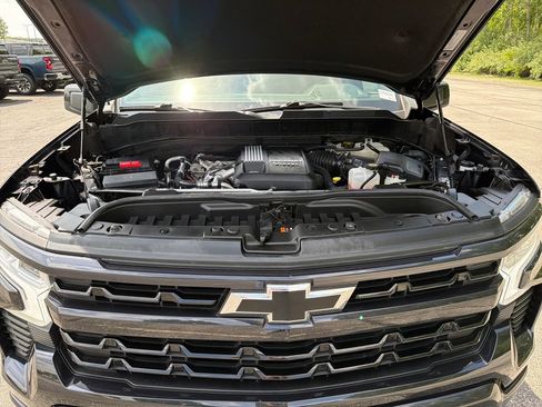 Used 2023 Chevrolet Silverado 1500 RST AWD/4WD image 26